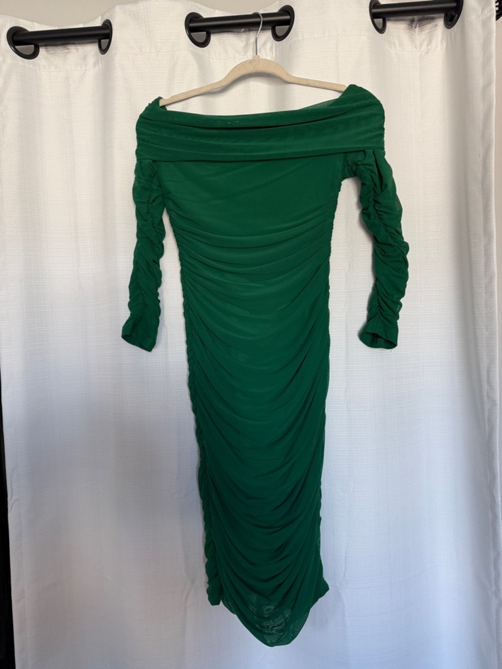 Off-Shoulder Green Ruched Midi Dress